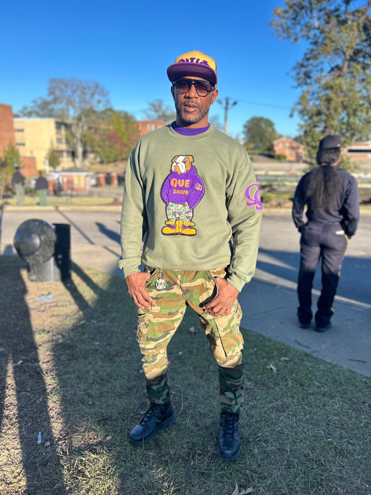 The Original Polo Que Dawg Big chenille logo crewneck