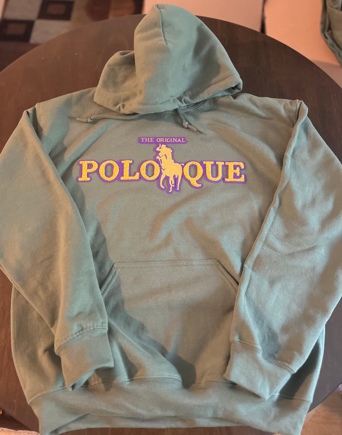 The Original Polo Que classic chenille patch logo hoodie